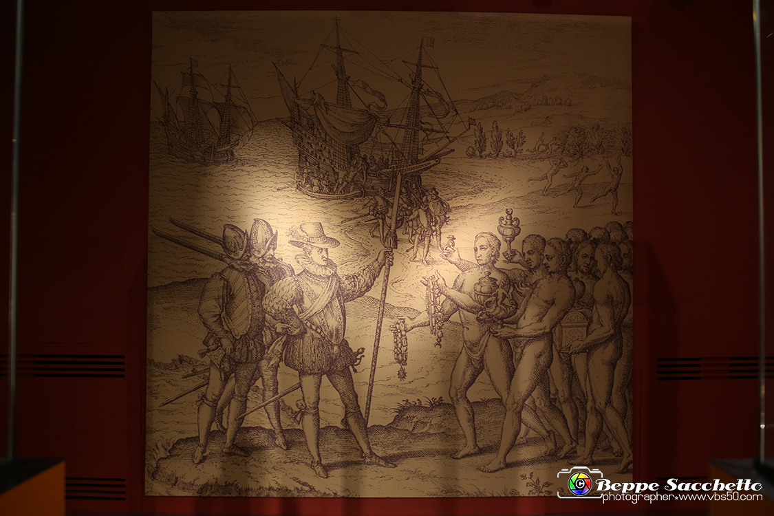 VBS_2083 - Mostra  Il mondo in una stanza. Testimonianze di culture extraeuropee.jpg